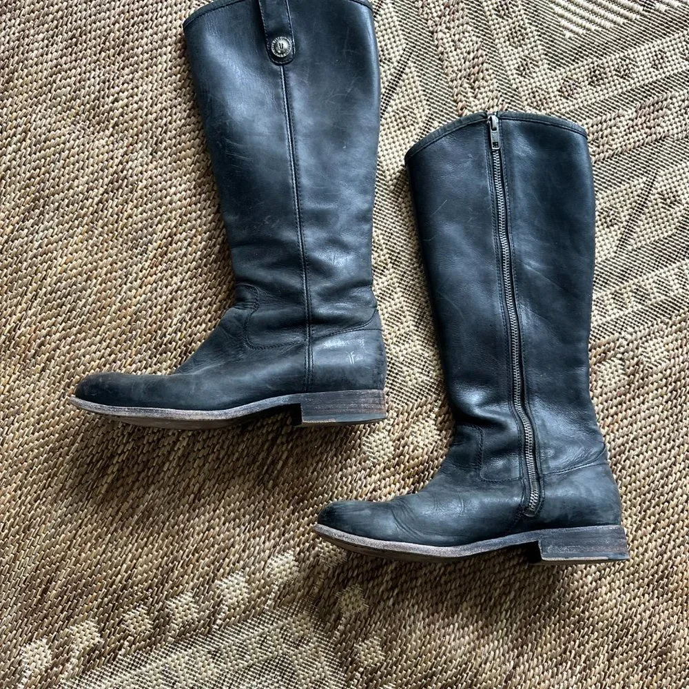black leather FRYE Tall Riding Boots with side zipper, 7 - Picture 4 of 16